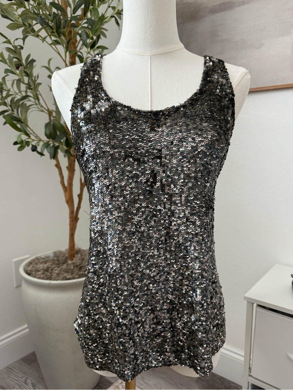 Title: Haute Hippie Gunmetal Gray Full Sequin Racerback Tank